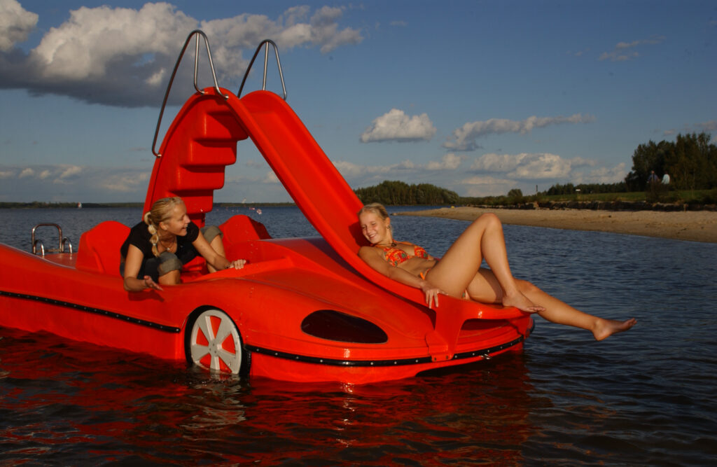 Foto eines Tretbootes am Senftenberger See
